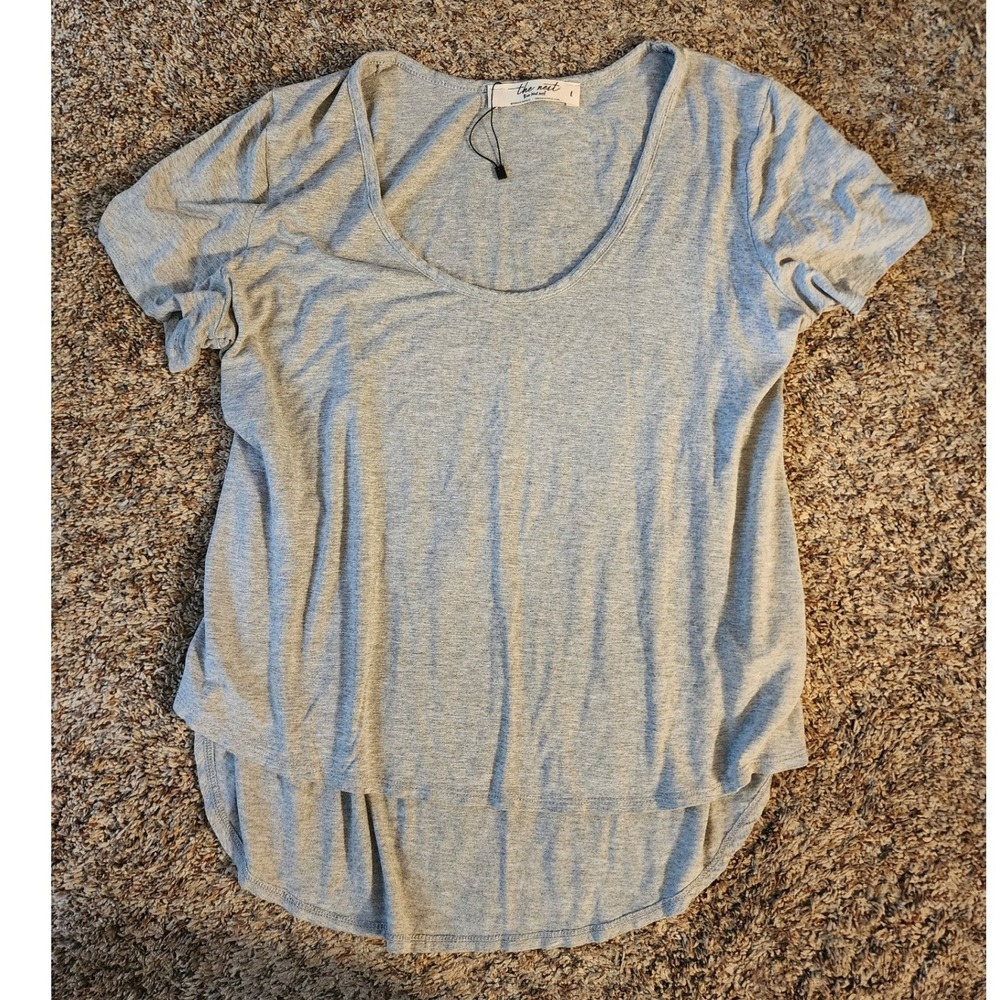 Three Bird Nest Womens Grey Scoop Neck High Low Tee Shirt NWT Large